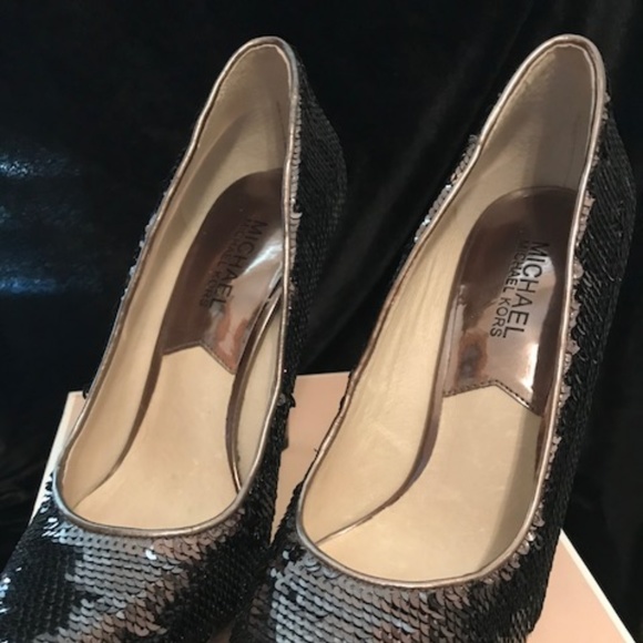 Michael Kors York Pump - Sequin Gunmetal 7.5 - Picture 1 of 2